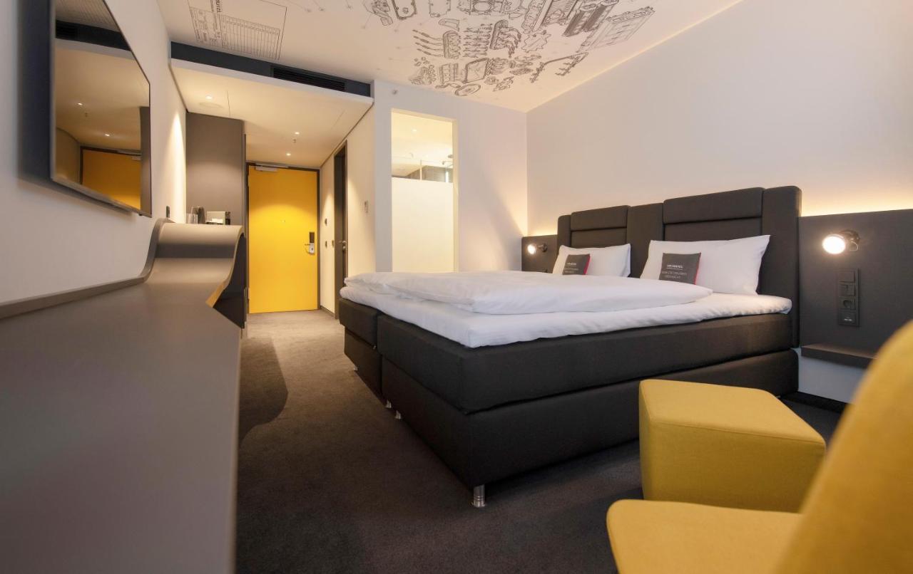 V8 Hotel Koeln At Motorworld Екстер'єр фото