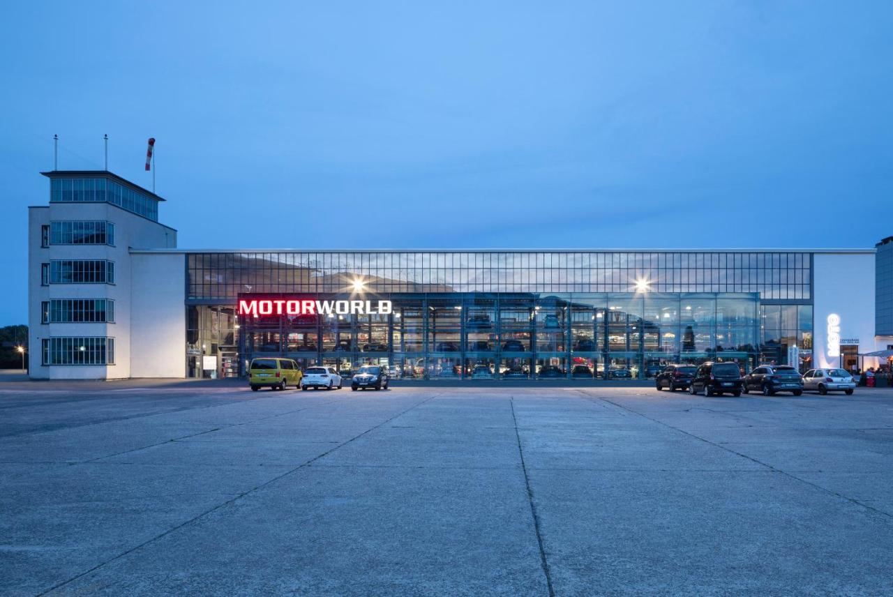V8 Hotel Koeln At Motorworld Екстер'єр фото