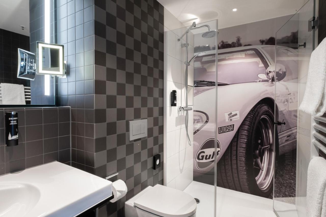 V8 Hotel Koeln At Motorworld Екстер'єр фото