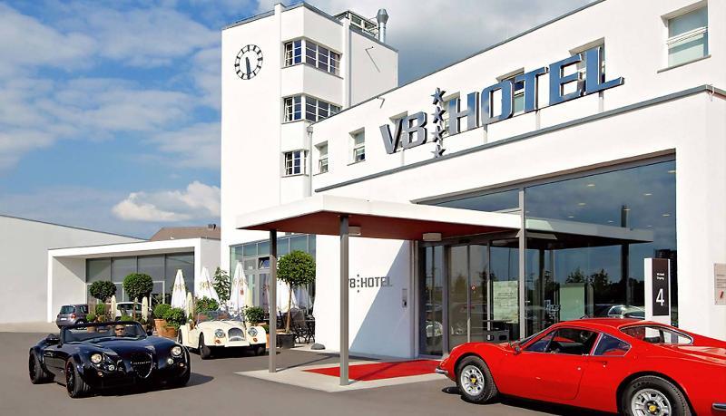 V8 Hotel Koeln At Motorworld Екстер'єр фото