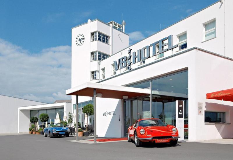 V8 Hotel Koeln At Motorworld Екстер'єр фото