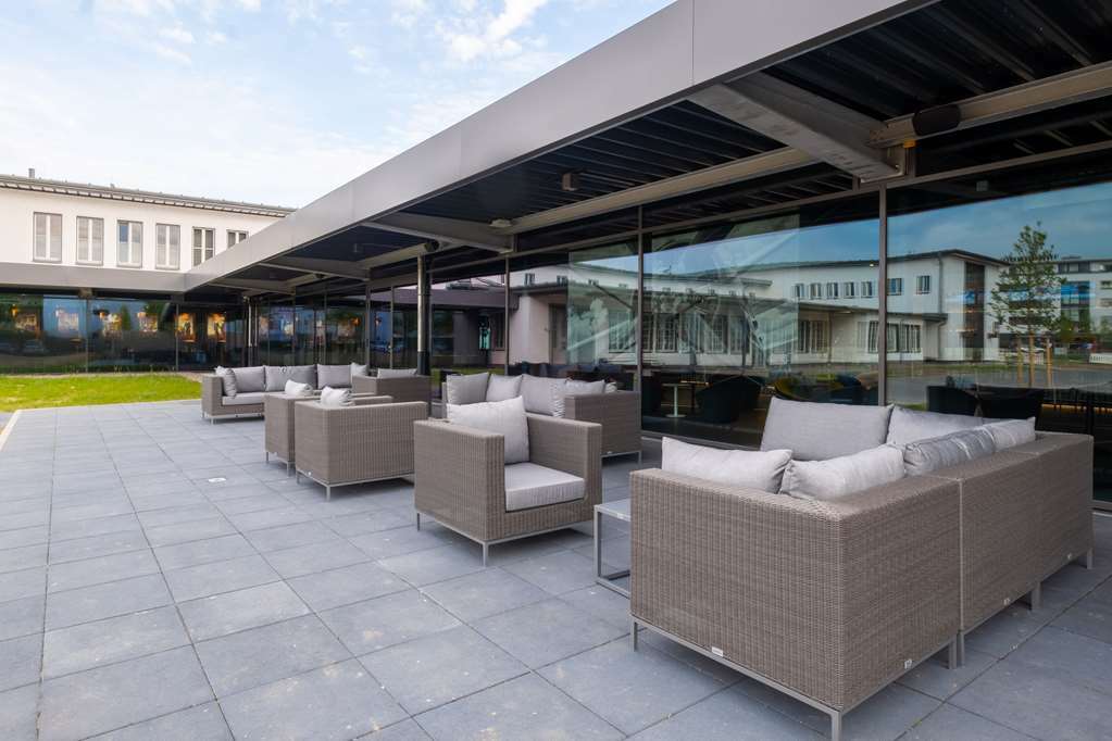 V8 Hotel Koeln At Motorworld Екстер'єр фото
