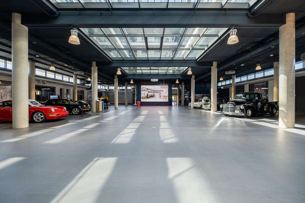 V8 Hotel Koeln At Motorworld Інтер'єр фото